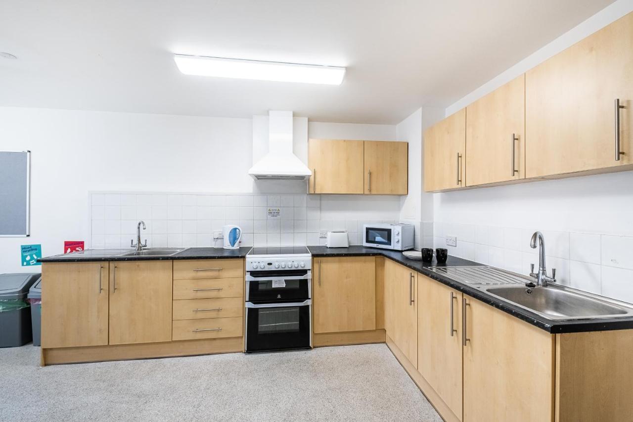 1 Night Free Comfortable Ensuite Rooms, Gillingham - Sk Hoo Kültér fotó