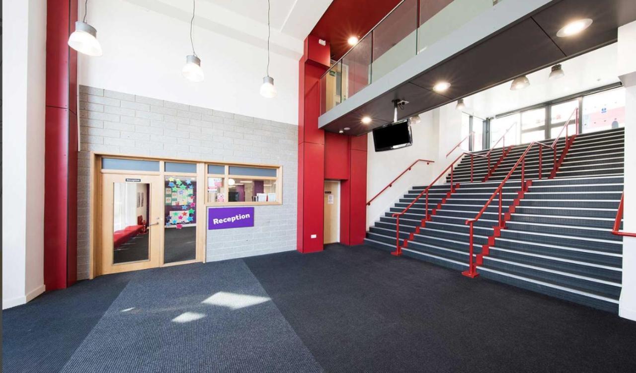 1 Night Free Comfortable Ensuite Rooms, Gillingham - Sk Hoo Kültér fotó